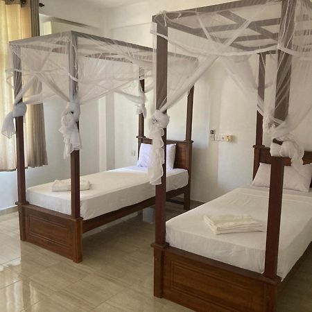 Savenrose Beach Villa Matara Ngoại thất bức ảnh