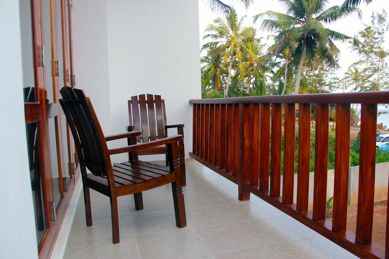 Savenrose Beach Villa Matara Ngoại thất bức ảnh